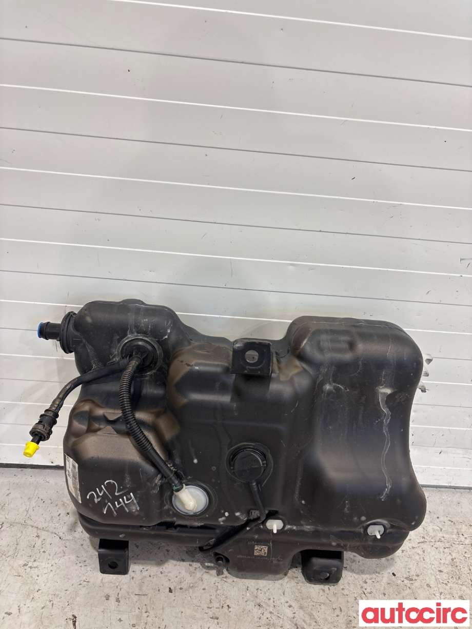 AdBlue tank til Nissan NV300 2016-->> (NISSAN|208S700Q0F|)
