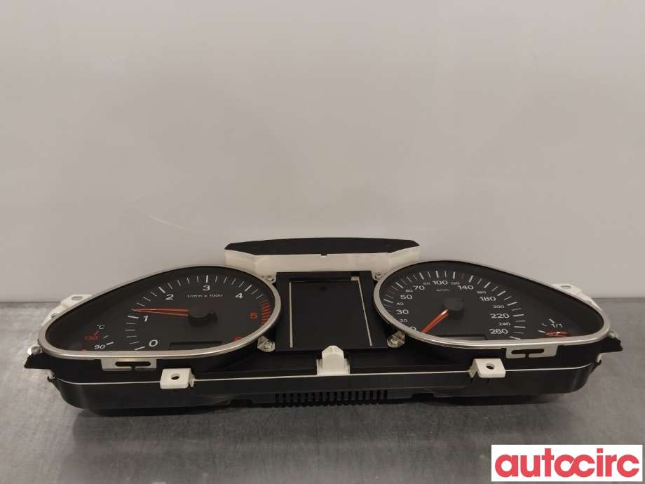 Instrumentpanel til Audi Q7 2006-2010 (Type I, Fase 1)  (AUDI|4L0920930QX|)