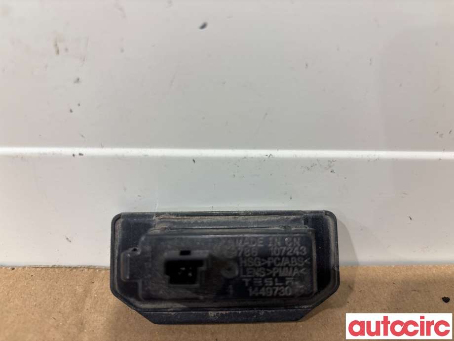 Skiltlys til Tesla Model 3 2018-2023 (Fase 1) (TESLA|1449730-00-B)