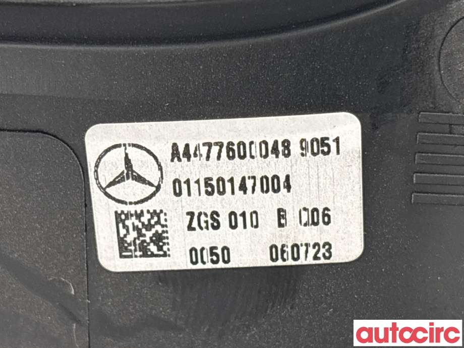 Dørhåndtak utv venstre til Mercedes Vito 2014-->> (W447) (W447) (MERCEDES|A4477600048|)