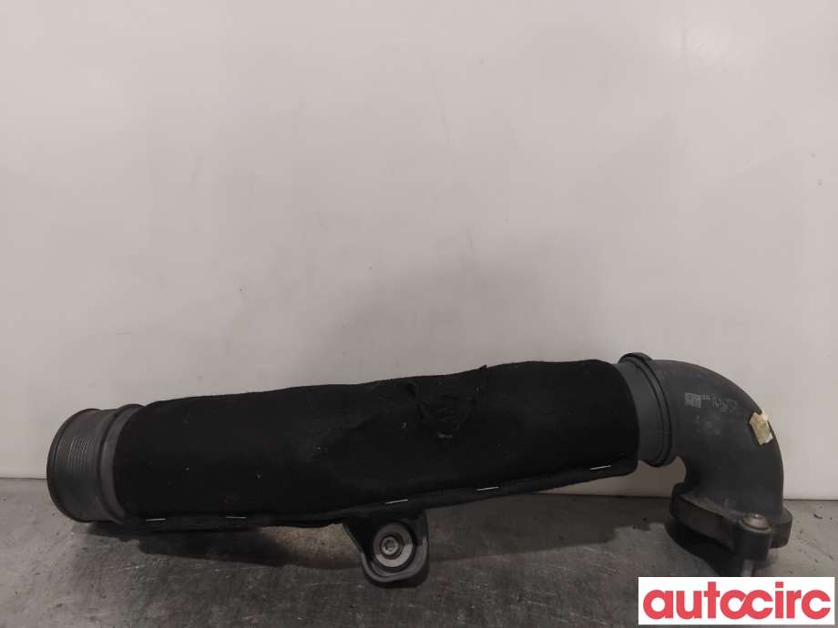 Turbo rør til VW Passat 2015-2019 (Fase 1) (B8) (B8) (VOLKSWAGEN|04L145762CB||04L145762AJ)