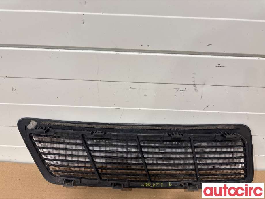 Panser luftinntak til Ford Transit 2014-->> (FORD|2339319|BK31-16585-AE5JA6)