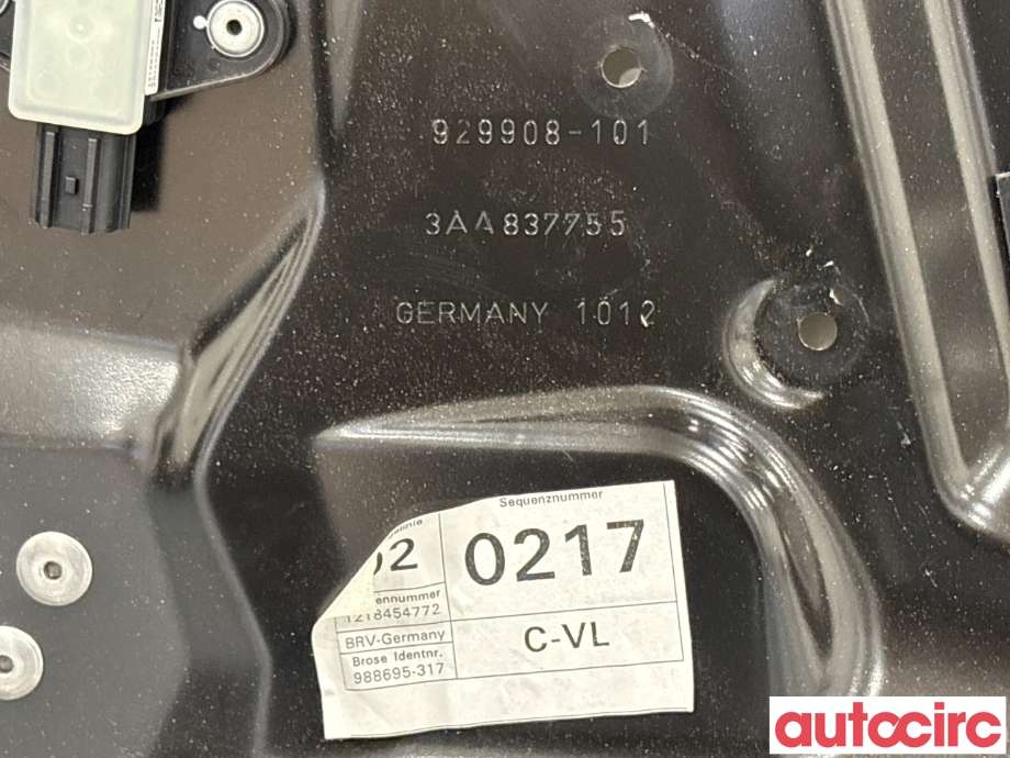 Ruteheis høyre til VW Passat 2011-2015 (B7) (B7) (VOLKSWAGEN|3AA837461B|)