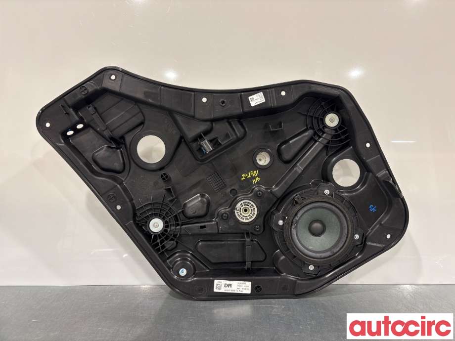 Ruteheis høyre bak til SsangYong Korando, 2019-->> (Type IV) (SSANGYONG|7347037000)