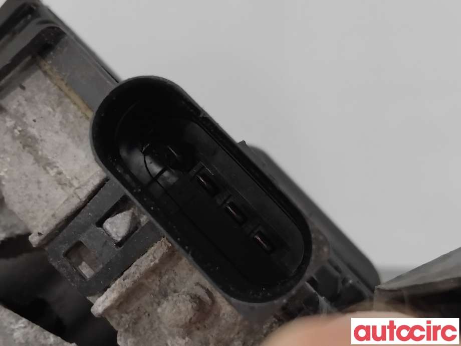 Viskermotor frontrute til Ford Kuga 2008-2012 (Type I)  (FORD|1709010|0390241696|8V41-17504-AC)