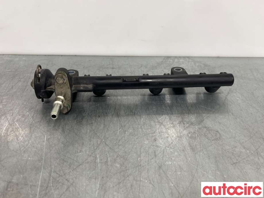 Dyseskinne (fuelrail) til Citroën C1 2006-2014 (Type I)  (CITROEN|1579JP|)