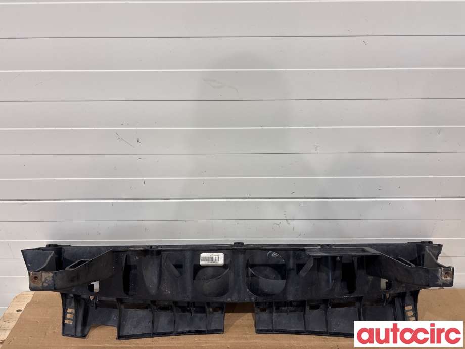 Støtfanger bak midtre del til BMW X5 2013-2018 (F15) (F15) (BMW|51127294391|)