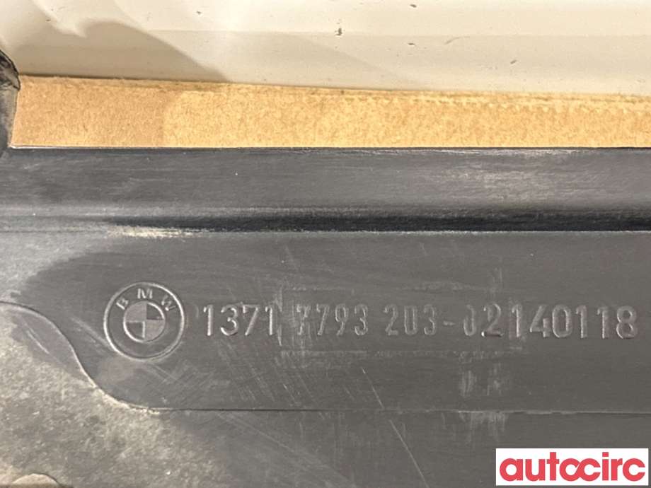 Diverse deler til BMW 5-Serie 2003-2010 (E60/E61) (E60/E61) (BMW|13717793203|)
