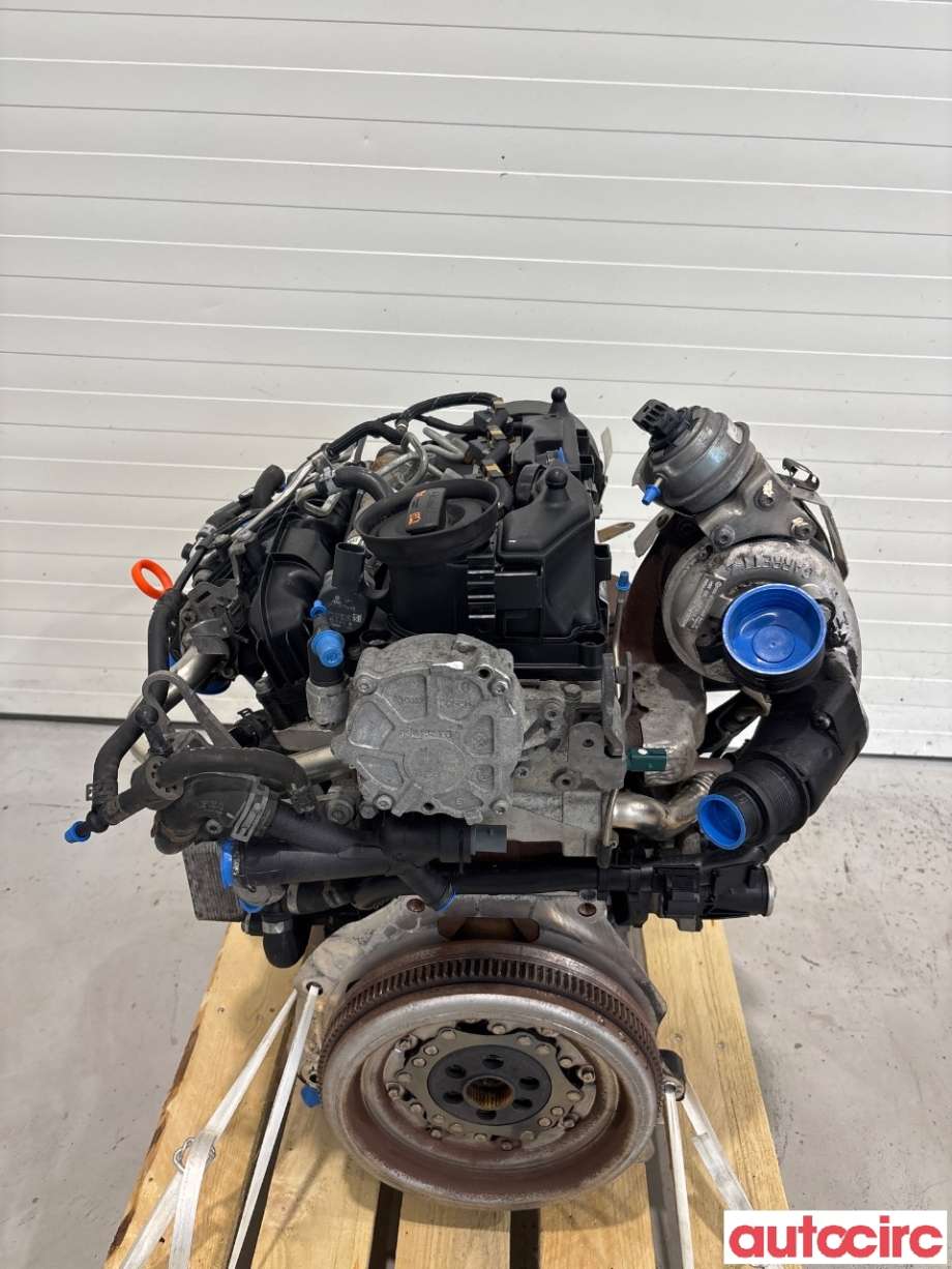 Motor diesel til VW Passat, 2011-2015 (B7) (B7) (VOLKSWAGEN|03L100090J)
