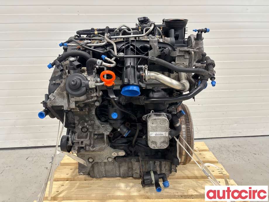 Motor diesel til VW Passat 2011-2015 (B7) (B7) (VOLKSWAGEN|03L100090J|CFGB|)