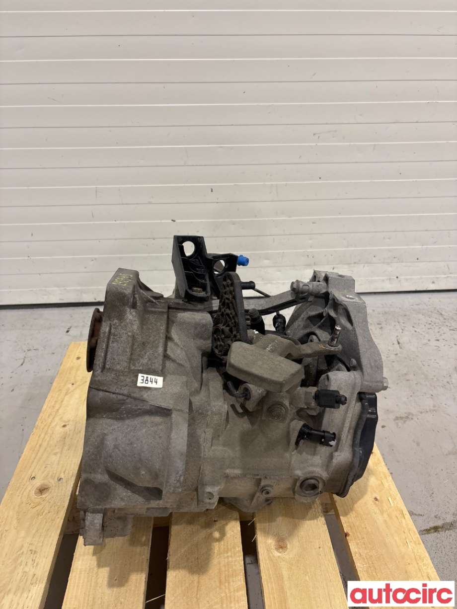 Girkasse manuell til VW Caddy 2010-2015 (Type III, Fase 2)  (VOLKSWAGEN|0A4300046S|MLS|)