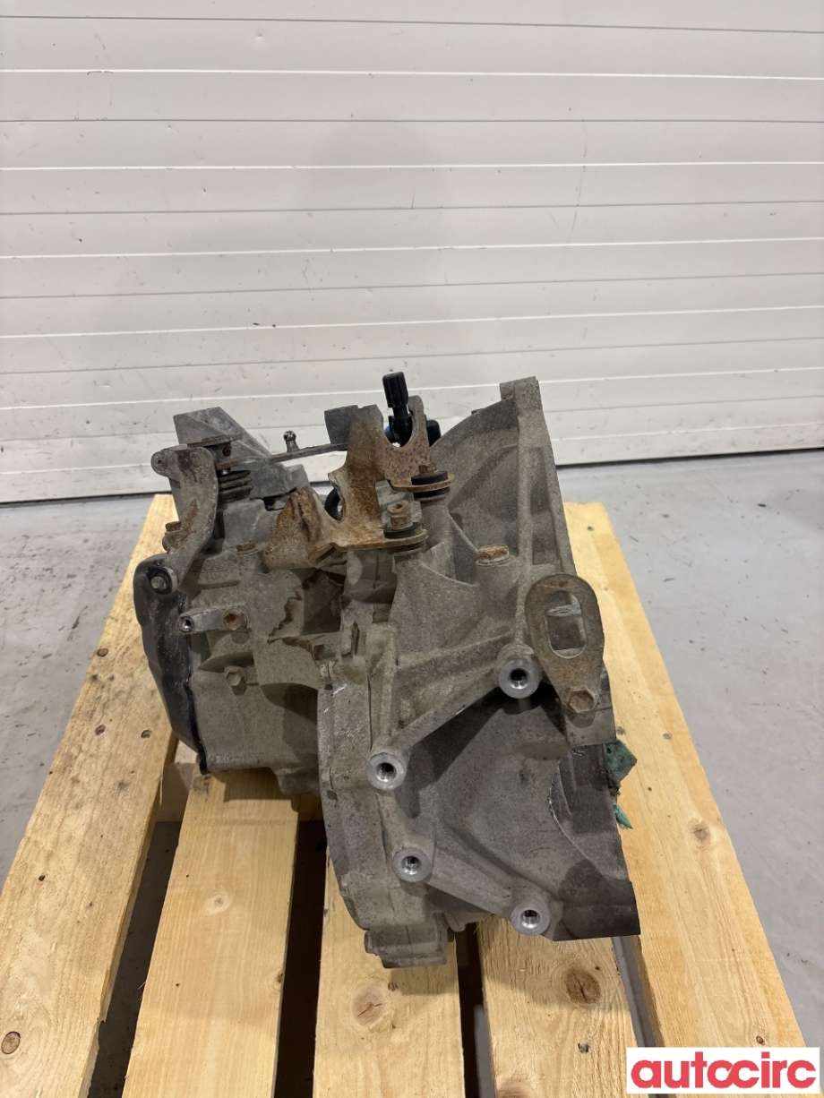 Girkasse manuell til Suzuki Swift 2011-2017  (SUZUKI|24711-71LA0||24721-79J02)