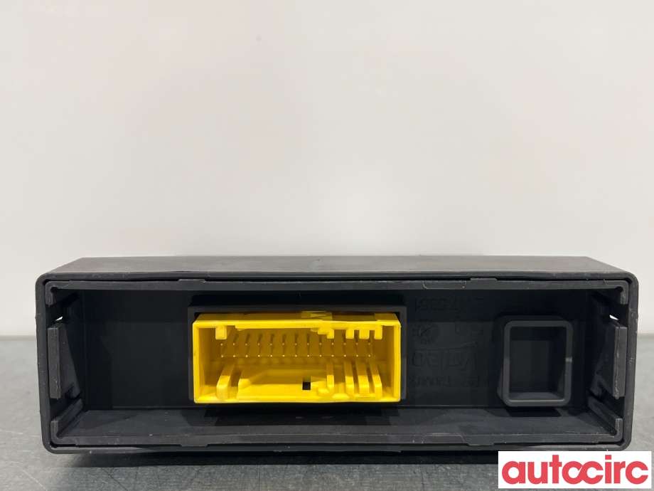 Styreenhet diverse til Peugeot e-3008 2023-->>  (PEUGEOT|9864578480)