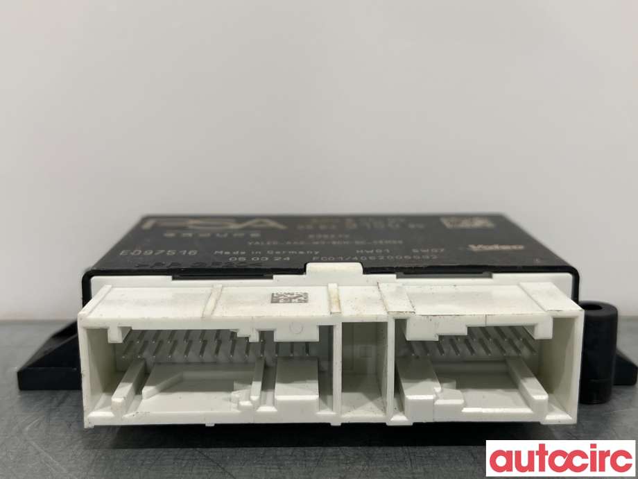 Styreenhet parkering til Peugeot e-3008 2023-->>  (PEUGEOT|9863915080)