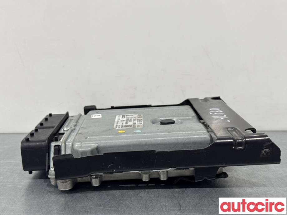 Styreenhet motor til Mercedes CLS 2004-2010 (C219) (C219) (MERCEDES|A6421509541|0281013708|A6421508978)