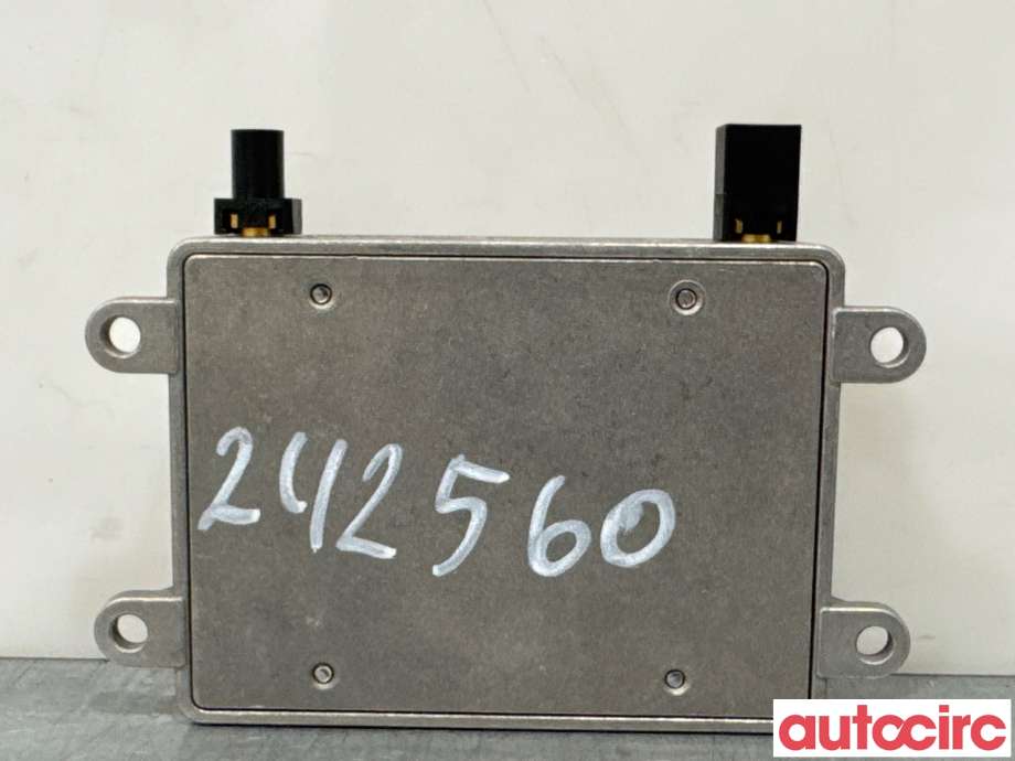 Antenne forsterker til Mercedes CLS 2004-2010 (C219) (C219) (MERCEDES|A2118200885||2118200885)