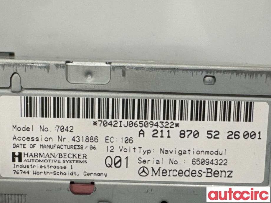 Bilstereo navigasjon til Mercedes CLS 2004-2010 (C219) (C219) (MERCEDES|A2118706085|7042|A2118705226)