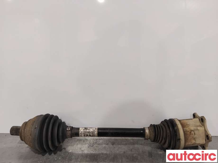 Drivaksel høyre foran til VW Passat, 2011-2015 (B7) (B7) (VOLKSWAGEN|3AA407762X)