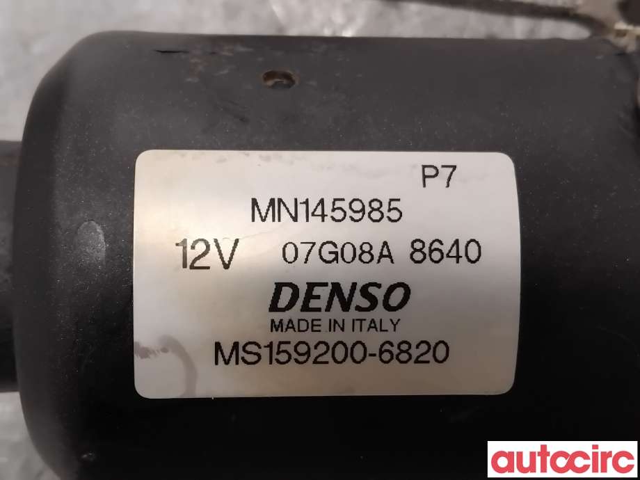 Viskermotor frontrute til Mitsubishi Colt 2004-2008 (Type VII, Fase 1)  (MITSUBISHI|MR957385|MS159200-6820|MN145985)