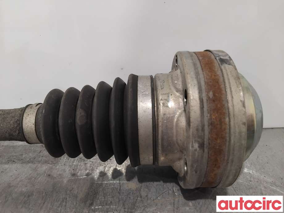 Drivaksel venstre foran til VW Caddy 2015-2020 (Type III, Fase 3)  (VOLKSWAGEN|3AA407451X||3AA407271)