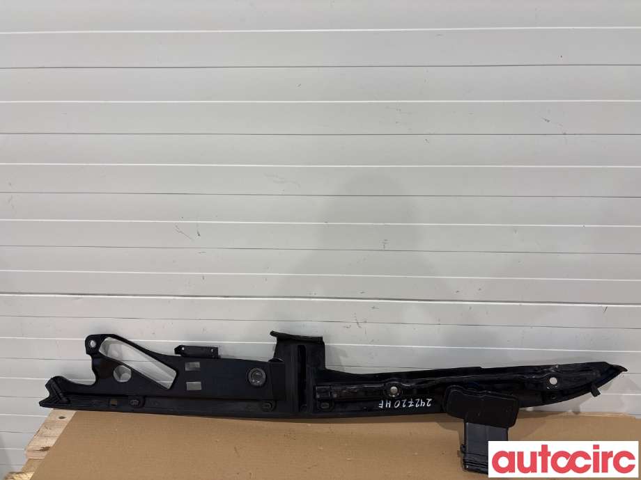 Diverse deler til BMW 5-Serie 2017-->> (G30/G31) (G30/G31) (BMW|51767349606|)