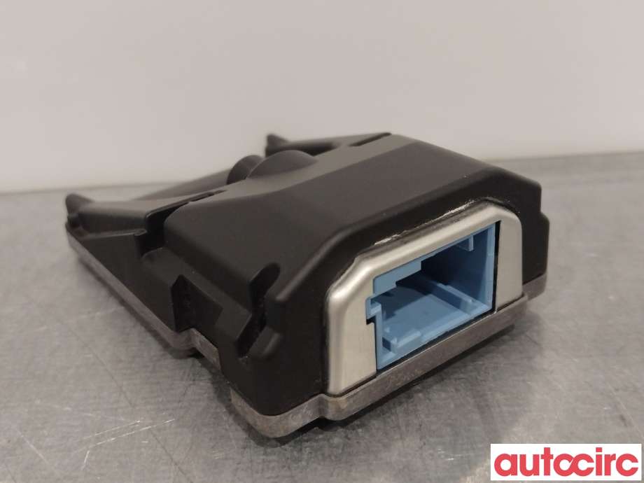 Kamera til Peugeot 3008 2016-->> (Type II) (PEUGEOT|1640244780|9822890780)