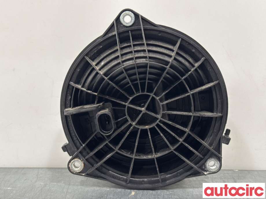 Bakluke/bakdør håndtak til VW Golf VI 2008-2012  (VOLKSWAGEN|6R0827469D||3C5827469E)