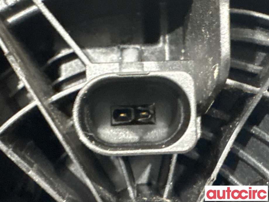 Bakluke/bakdør håndtak til VW Golf VI 2008-2012  (VOLKSWAGEN|6R0827469D||3C5827469E)