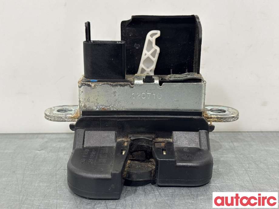 Baklukelås til VW Golf VI, 2008-2012  (VOLKSWAGEN|5K0827505A)