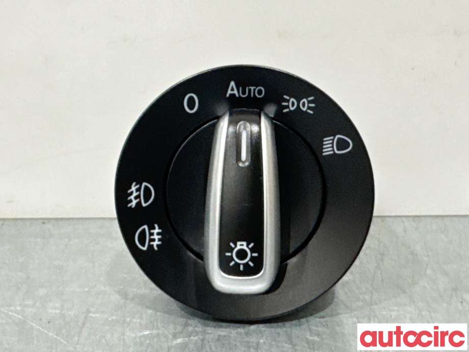 Bryter lys til VW Golf VI, 2008-2012  (VOLKSWAGEN|3C8941431N)