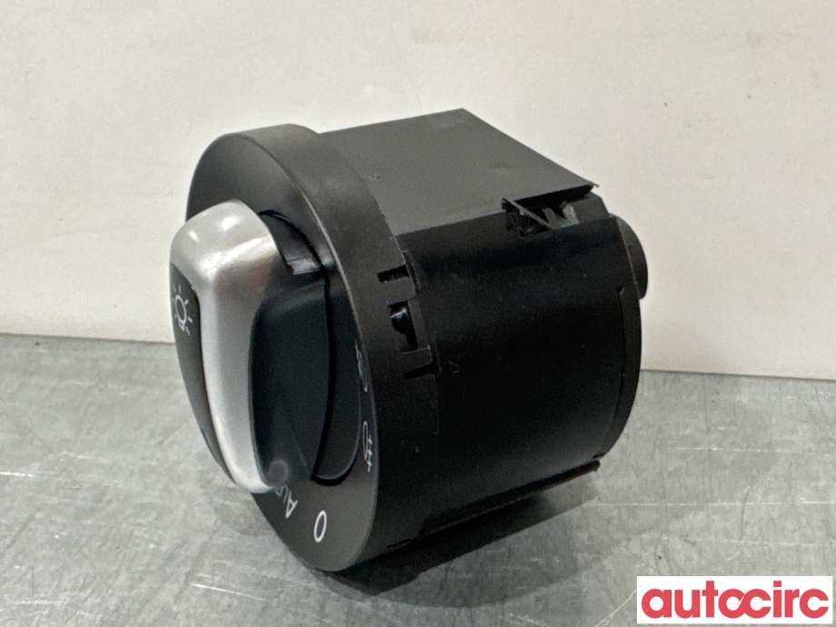 Bryter lys til VW Golf VI 2008-2012 (VOLKSWAGEN|3C8941431N|)