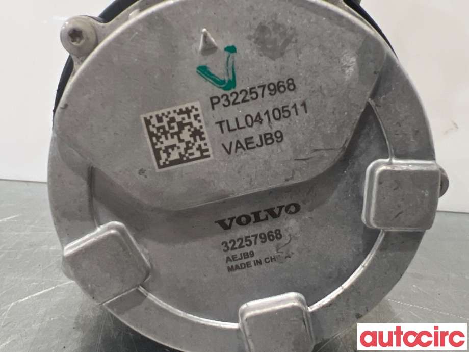 Sirkulasjonspumpe til Volvo XC40 2018-2024  (VOLVO|32257968|)