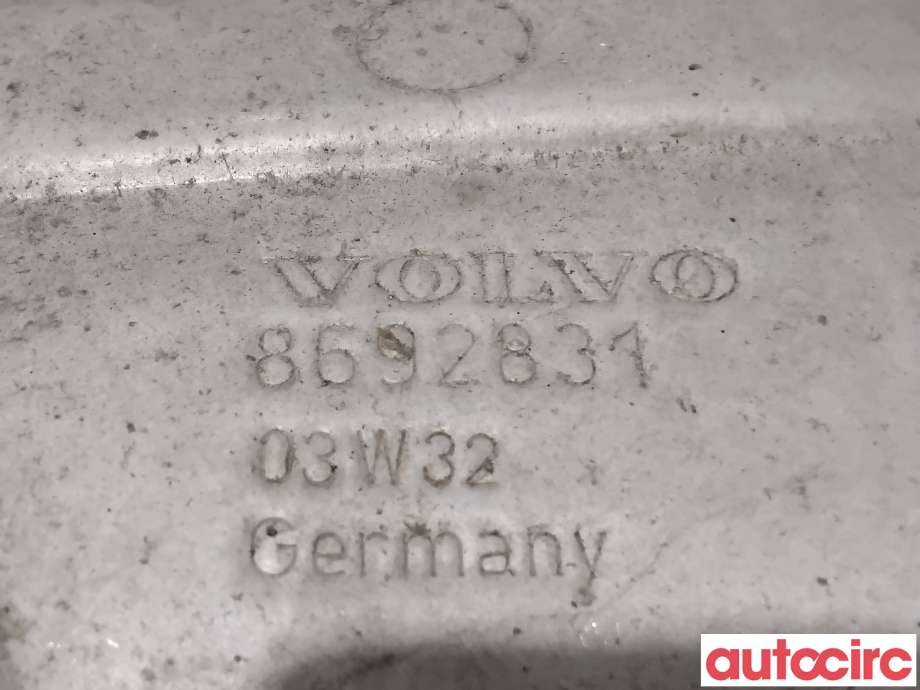 Eksos diverse til Volvo XC70 2001-2004 (Type I, Fase 1) (VOLVO|30713157||8692831)