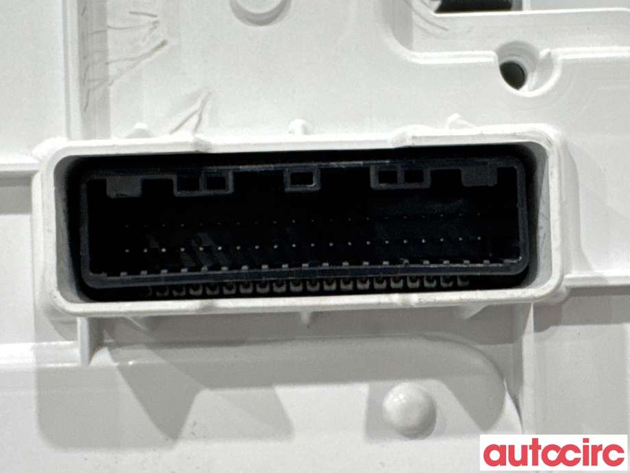 Instrumentpanel til Toyota Land Cruiser 150 2010-2013 (Fase 1)  (TOYOTA|8380060Q00||8380060Q01)