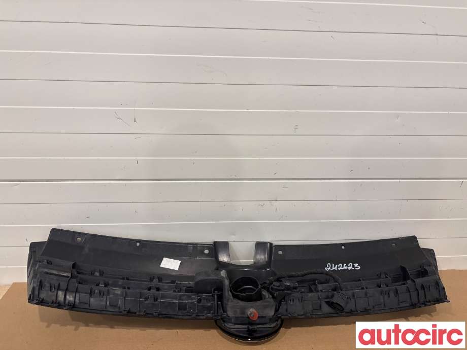 Grill til VW e-Golf 2014-2017 (Fase 1)  (VOLKSWAGEN|5GE853651F|)