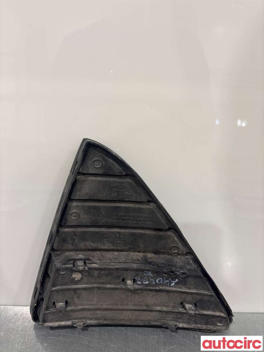 Grill til Ford Focus 2011-2014 (Type III, Fase 1)  (FORD|1718736|BM51-17K946-AE)