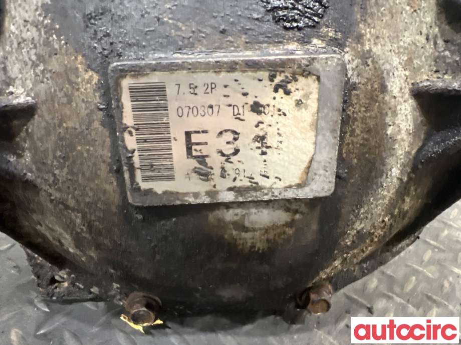 Kardang klokke bak til Mitsubishi Pajero 2000-2006 (Type III)  (MITSUBISHI|3501A303)