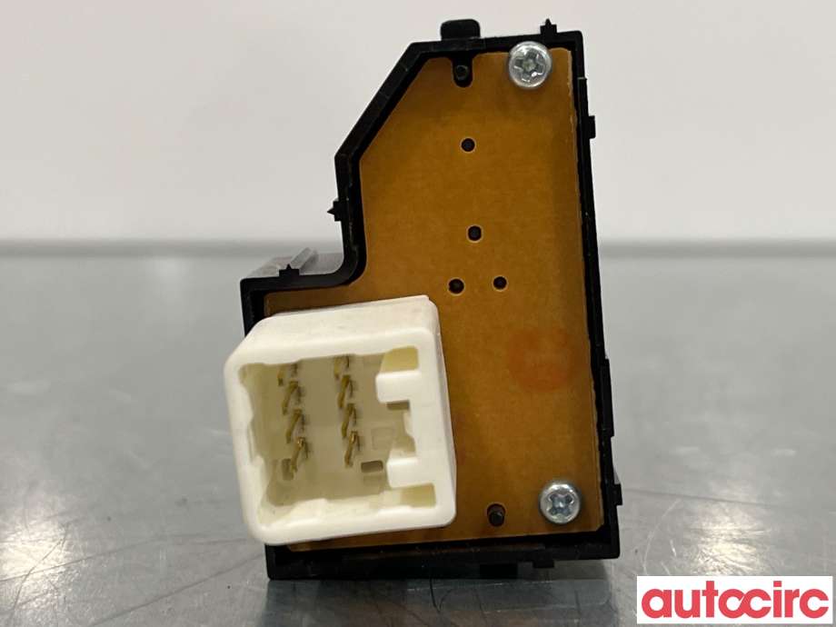 Bryter diverse til Toyota Land Cruiser 150 2010-2013 (Fase 1)  (TOYOTA|8497560021)