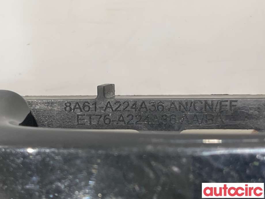 Dørhåndtak utv høyre bak til Ford Fiesta 2013-2017 (Type VI, Fase 2)  (FORD|1788863|8A61-A224A36AN|1755640)