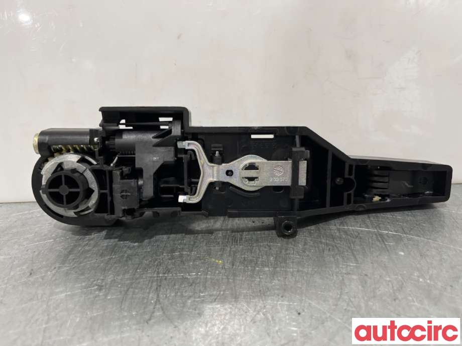 Dørhåndtak utv høyre foran til Renault Kangoo 2008-2021 (Type II)  (RENAULT|7701478188||8200497590)