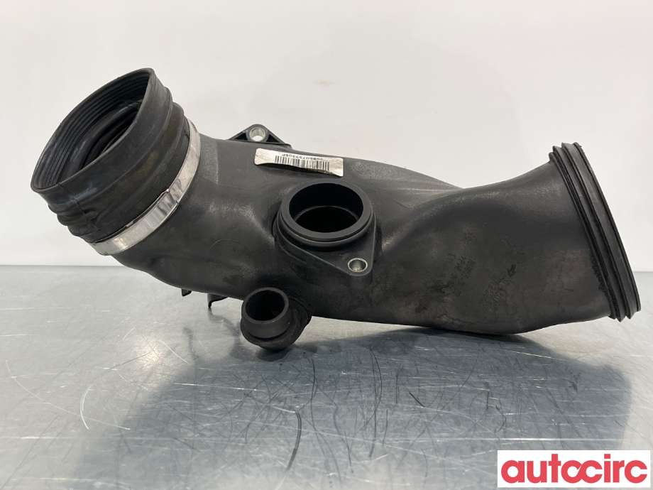 Luftslange innsug til BMW 5-Serie 2010-2017 (F10/F11) (F10/F11) (BMW|13718507373)