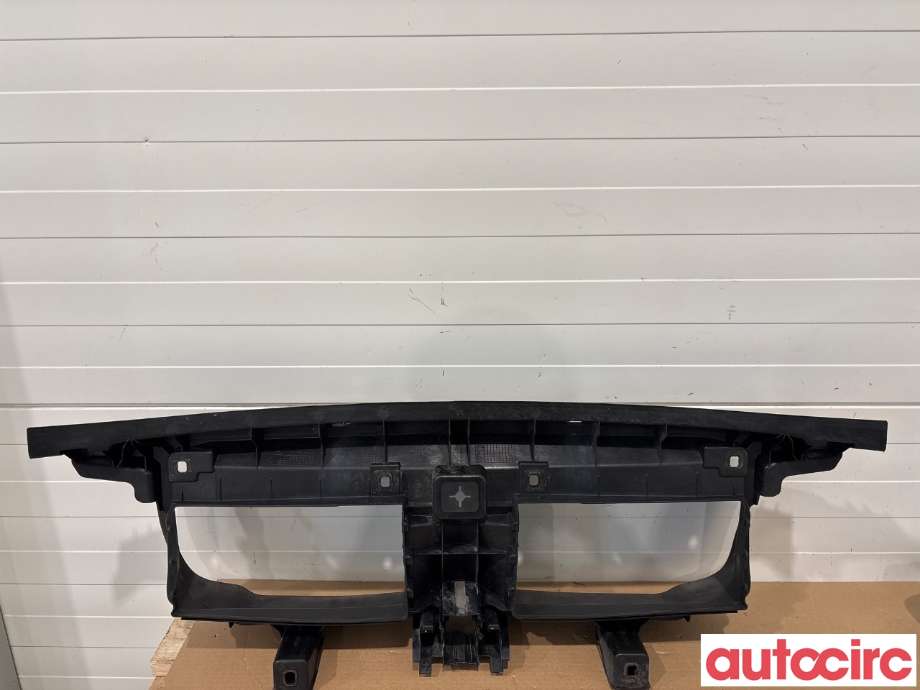 Diverse deler til BMW X1 2009-2015 (E84) (E84) (BMW|51642990178|)