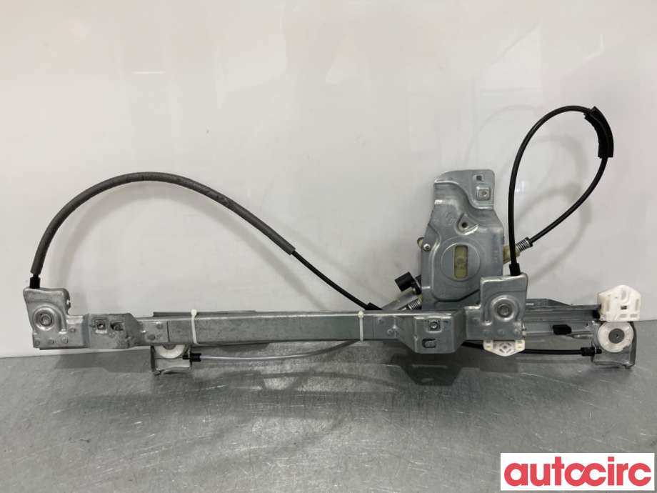 Ruteheis høyre foran til Renault Kangoo 2008-2021 (Type II)  (RENAULT|807207012R|)