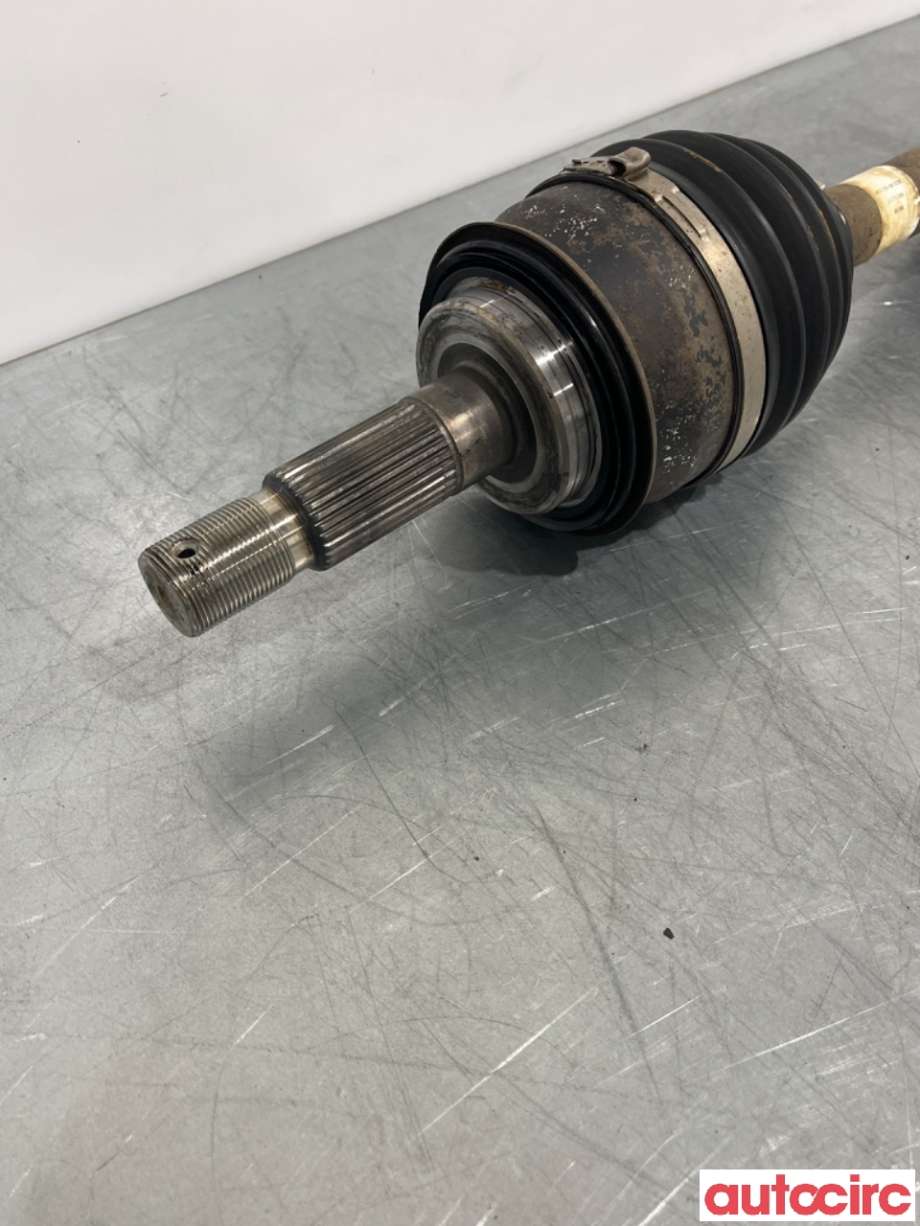 Drivaksel høyre foran til Toyota Hilux 2006-2011  (TOYOTA|434300K020|)