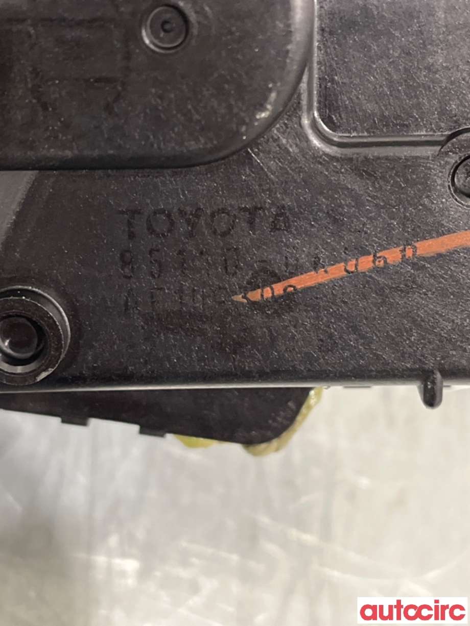 Viskermotor frontrute til Toyota Hilux 2006-2011 (TOYOTA|851100K060|159300-0361|85110-0K060)