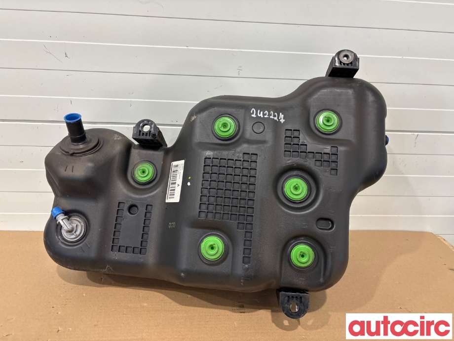 AdBlue tank til Hyundai Tucson, 2015-2020  (HYUNDAI|31550D7900)