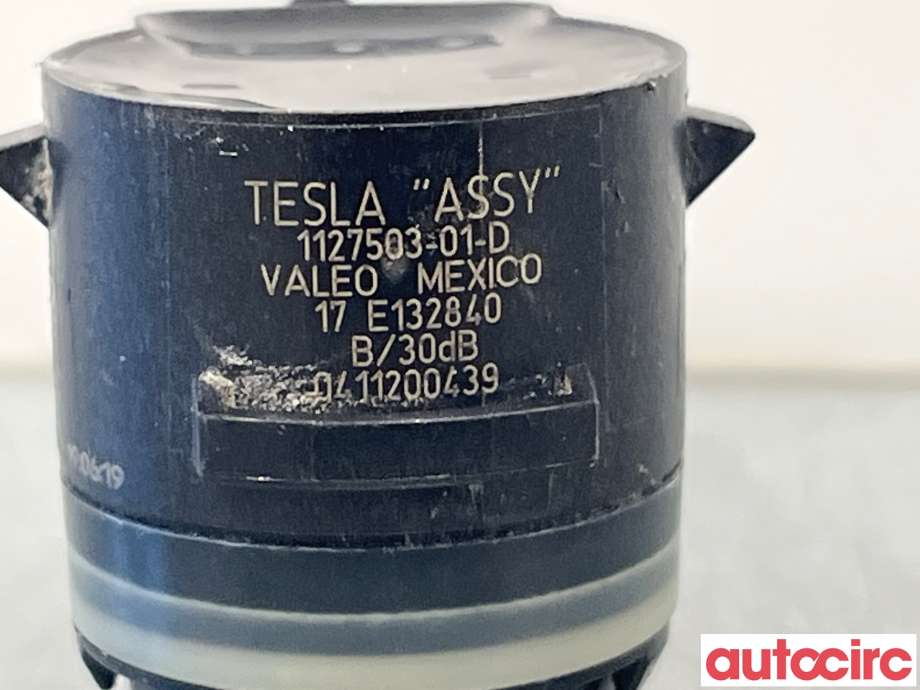 Parkeringssensor foran til Tesla Model 3 2018-2023 (Fase 1)  (TESLA|1127503-01-D)