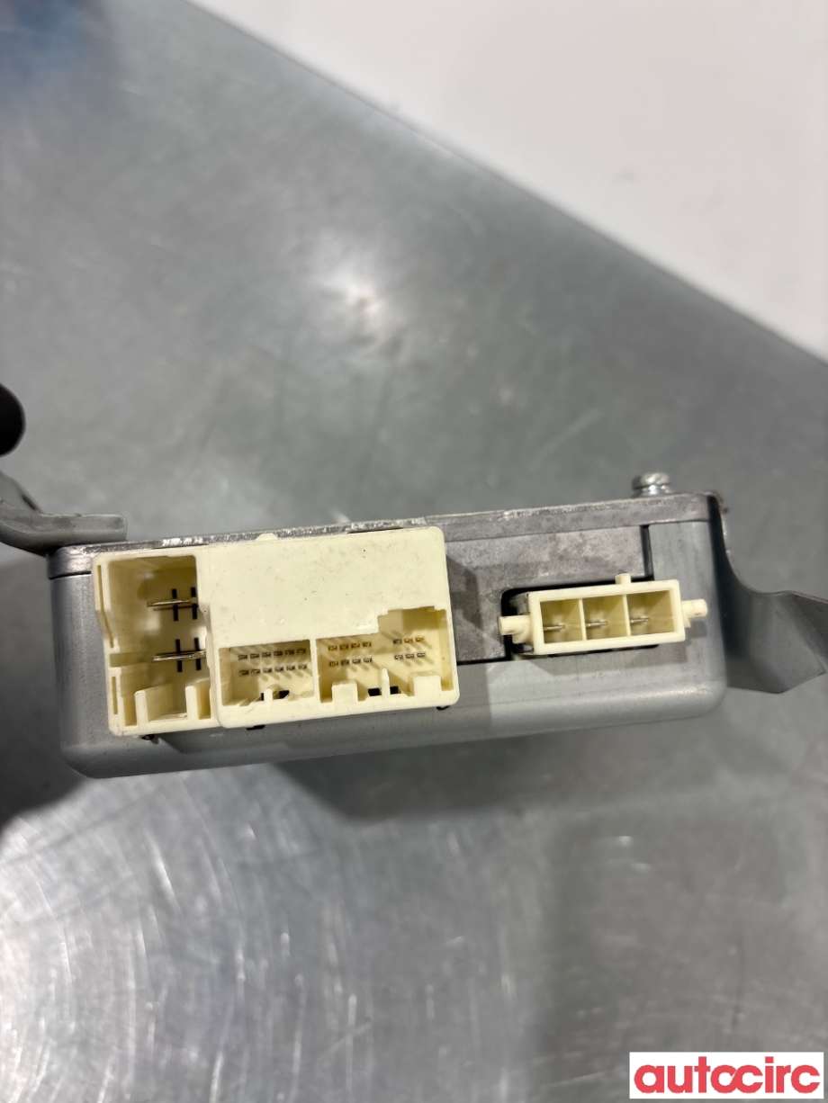 Styreenhet servo til Toyota Avensis 2009-2015 (Type III, Fase 1)  (TOYOTA|8965005100|)