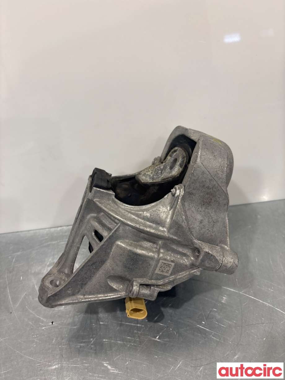 Motorfeste til Audi A4, 2020-->> (Type V, Fase 2) (B9) (B9) (AUDI|4M0199371FC)