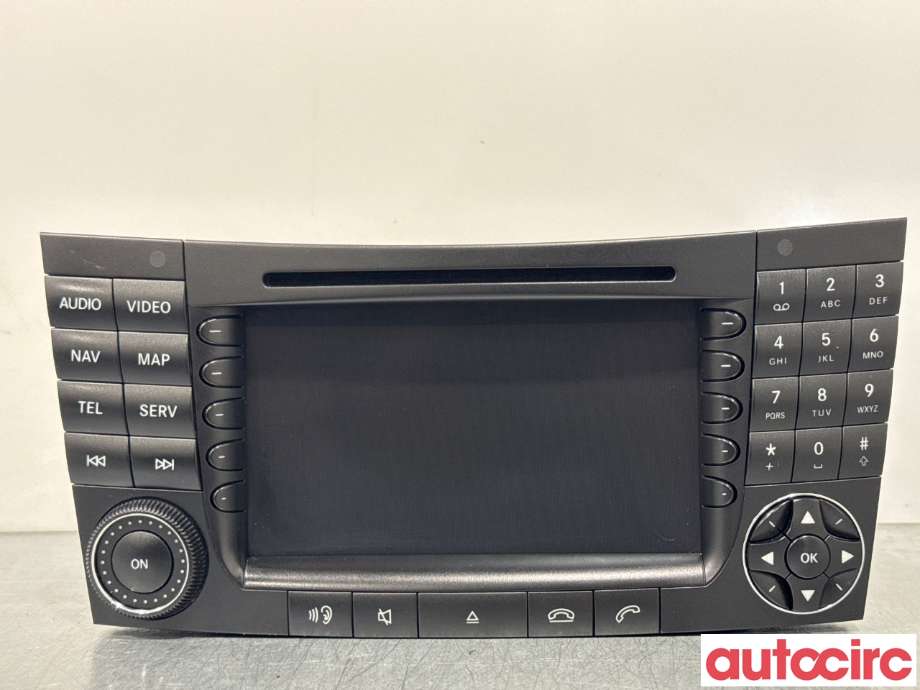 Bilstereo navigasjon til Mercedes CLS, 2004-2010 (C219) (C219) (MERCEDES|A2118707090)